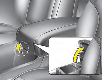 Rangement dans la console centrale